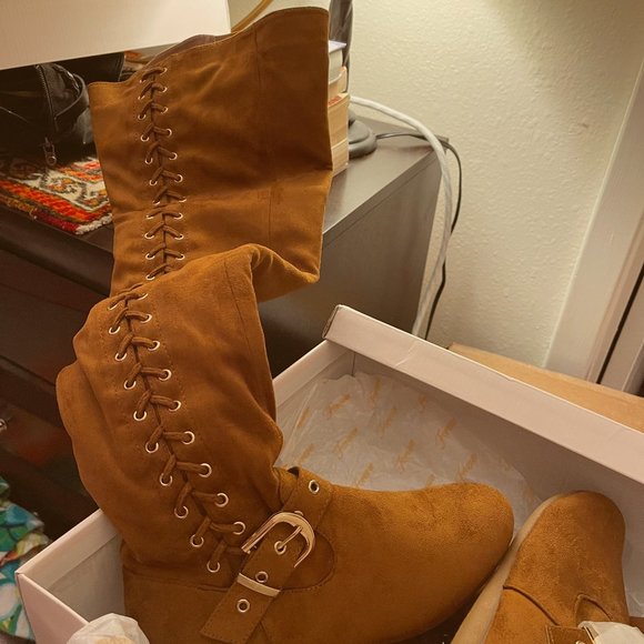 Brown Faux Suede Boots New - Picture 1 of 2
